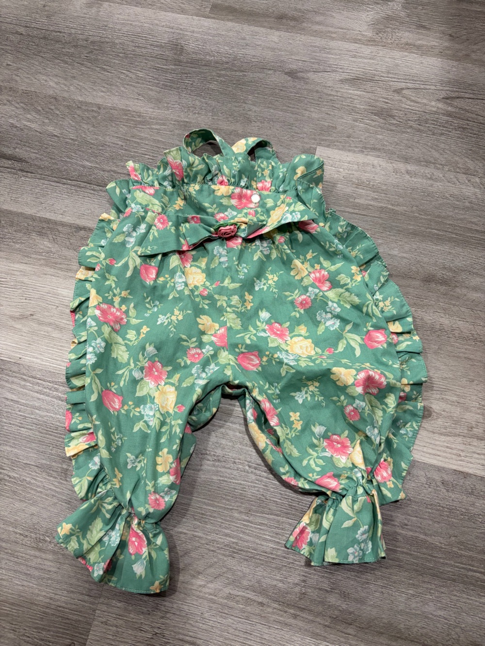 Vintage Baby Girls Floral Pastel Green Ruffle Sleeveless Romper 6-9 Mo